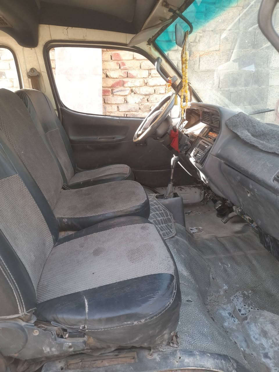 بغداد
فوتون موديل 2010كاملة بس بيهة رنكات وتنقص دهن حدادية جديدة وغرفتهة نضيفة حلوة مابيهة اي صبغ كهربائيات شغالة تايرات نضيفة مكاني بغداد ام الكبر ولغزلان السعر 40ورقة الغرامة ولهيئة ولضريبة ايطيح من سعرهة وتدلل رقمي***********
