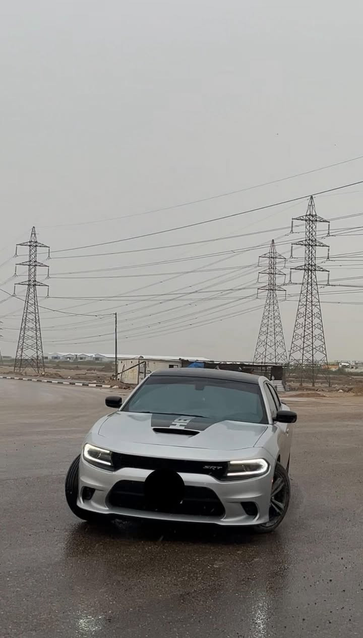 ويل 19 مال فورويل ويا تايرات انضاف للبيع او مراوس مع ويل 20  البصره رقم التلفون /***********
