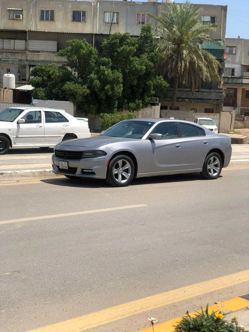 السلام عليكم جارجر 2018 
Sxt
السيارة بيها 3 تبديل جاملغ وبنيد وباب وره السايق
وبيها بارد جاملغ والجنطة بيها صبغ بي الي جوة المسطرة فقط  سياره بيها حالوب جنطة وقمارة والجاملغات قليله سعرها 161بيها مجال 
***********  مكان السيارة الديوانية
