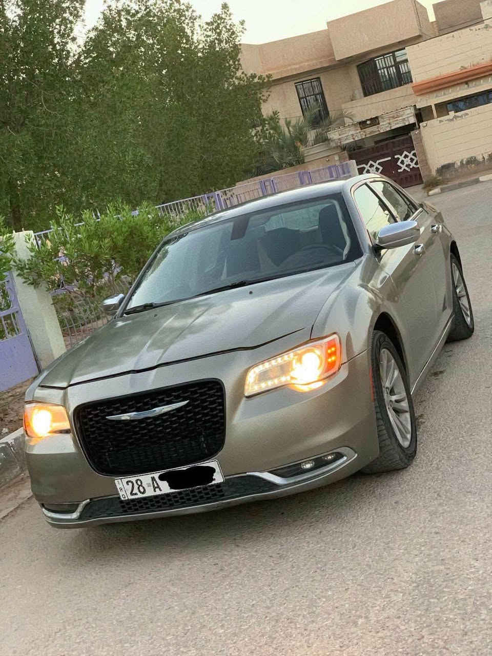 *********** فقط بيع
سلام عليكم اوباما موديل 12  معروفه مواصفاتها  مكينه 3600  شاشه كبيرةكشنات تدفئة 

تحكم كشنات كهربائي  كاميرا 

تشغيل عن بعد

وهواية مواصفات  مكينه كير حداديه كله جديد شواصي لغودً كفاله تريد تحويل تريد وكاله سياره بسم ولد صديقي من يمي

سياره بيها صبغ حزام اثار جرد وشخوط

السعر 130 وبيها مجال شي بسيط

مكان سياره كربلاء طوريج  ***********
