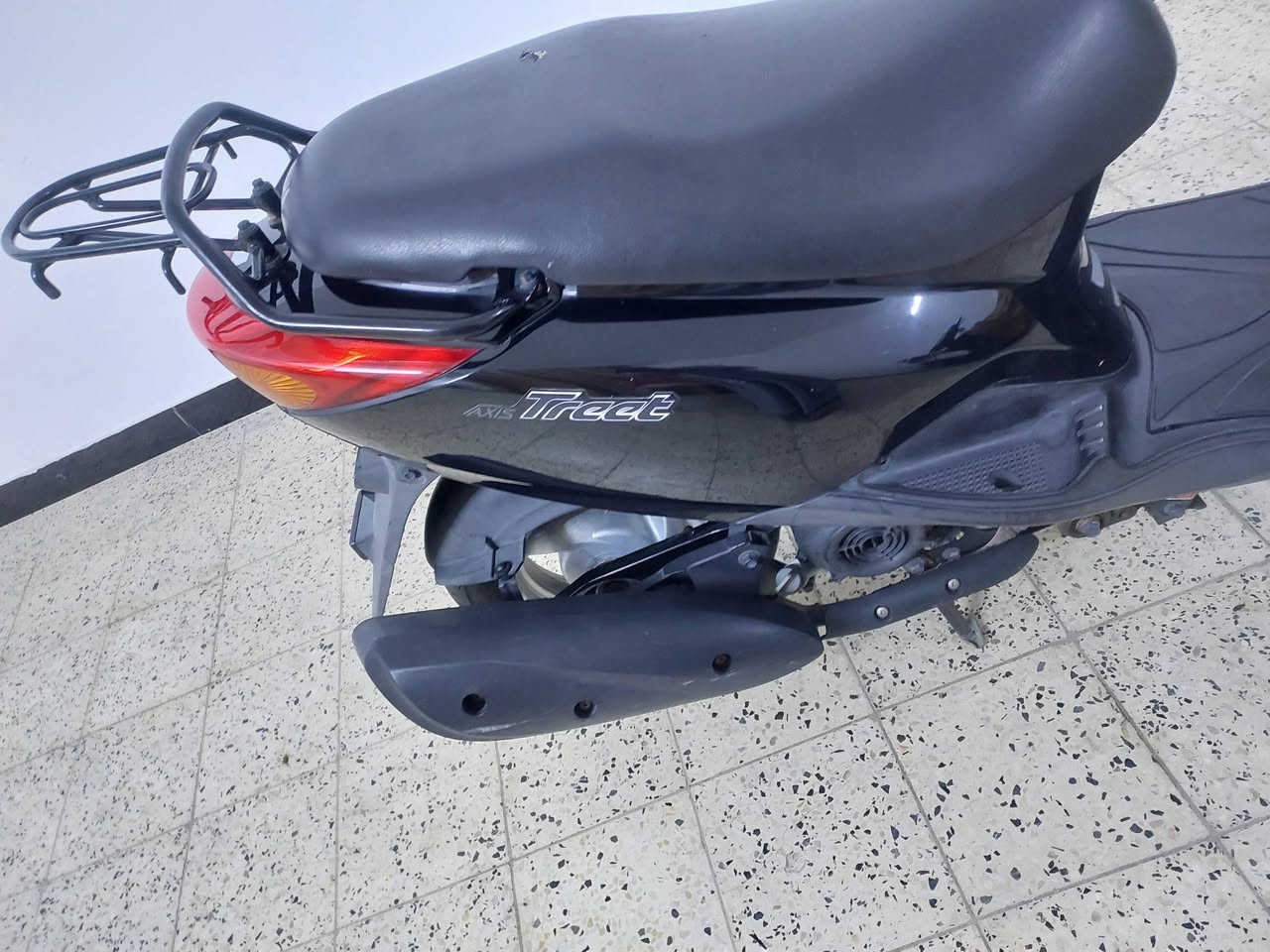 اكزز وكالة لون اسود ملكي كفالة عامه رمبه عنوان بغداد مدينه الصدر ***********
