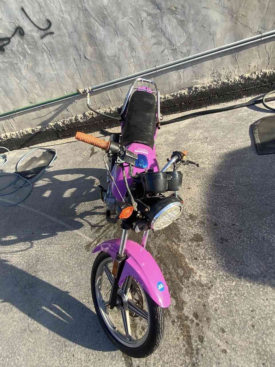 دايون عضم مديل٢٣  اوراق استنساخ وبيها ورقتين أصليات السعر 550المكان طويريج حي العسكري ***********
