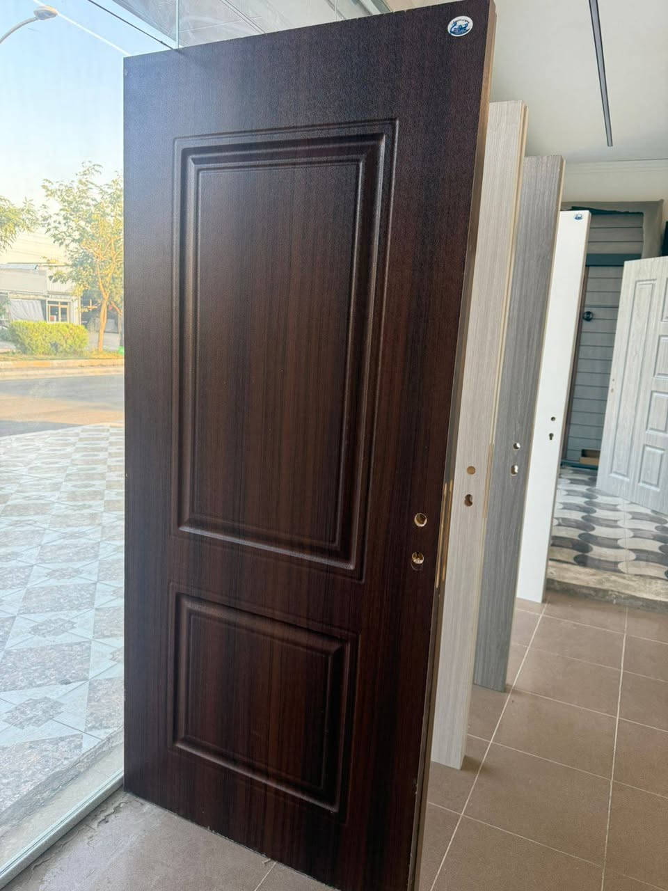 ابواب DK مواد تركي ضمان 5 سنوات سعر الستندر 105 الاف سعر العالي *********** يوجد نقل جميع المحافظات
