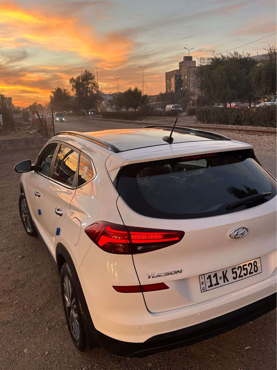 سلام عليكم
توكسان 2019 خليجيه وكالة ( الگاصد )
فول 1/1 
بيهه قطعه شبر صبغ فقط بالبنيد وبقبق الصندوگ اثر شخوط 
بانوراما 
شاشه كبيره
تحكم ستيرن جهتين
لايت زنون 
لدات
مري شفط
تدفئه تبريد
داخل لونين 
گير ومكينه مكفول 
السياره ماشيه 69000 كم
السونار مرفق بالصور 
السعر 197 $ وبيهه مجال 
*********** بغداد, العراق
