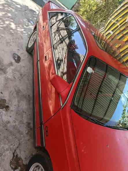 اوميكا 20  موديل 1992هزه جديده رقم نينوى مسطره باسمي  تحويل محرك وكير شرط توماتيك بدون صبغ ولا تقحيل طخم جديد كابون الكتروني بيها جامات الكدام كهربائي فتحت سقف كهربائي  كهربائيات كلها شغاله شاشه سماعات كلها شغاله الداخل البطاين كلها جديده تايات جديده ويل كب السياره كدام العين
السعر 45
 واللاستفسار على رقم ***********
