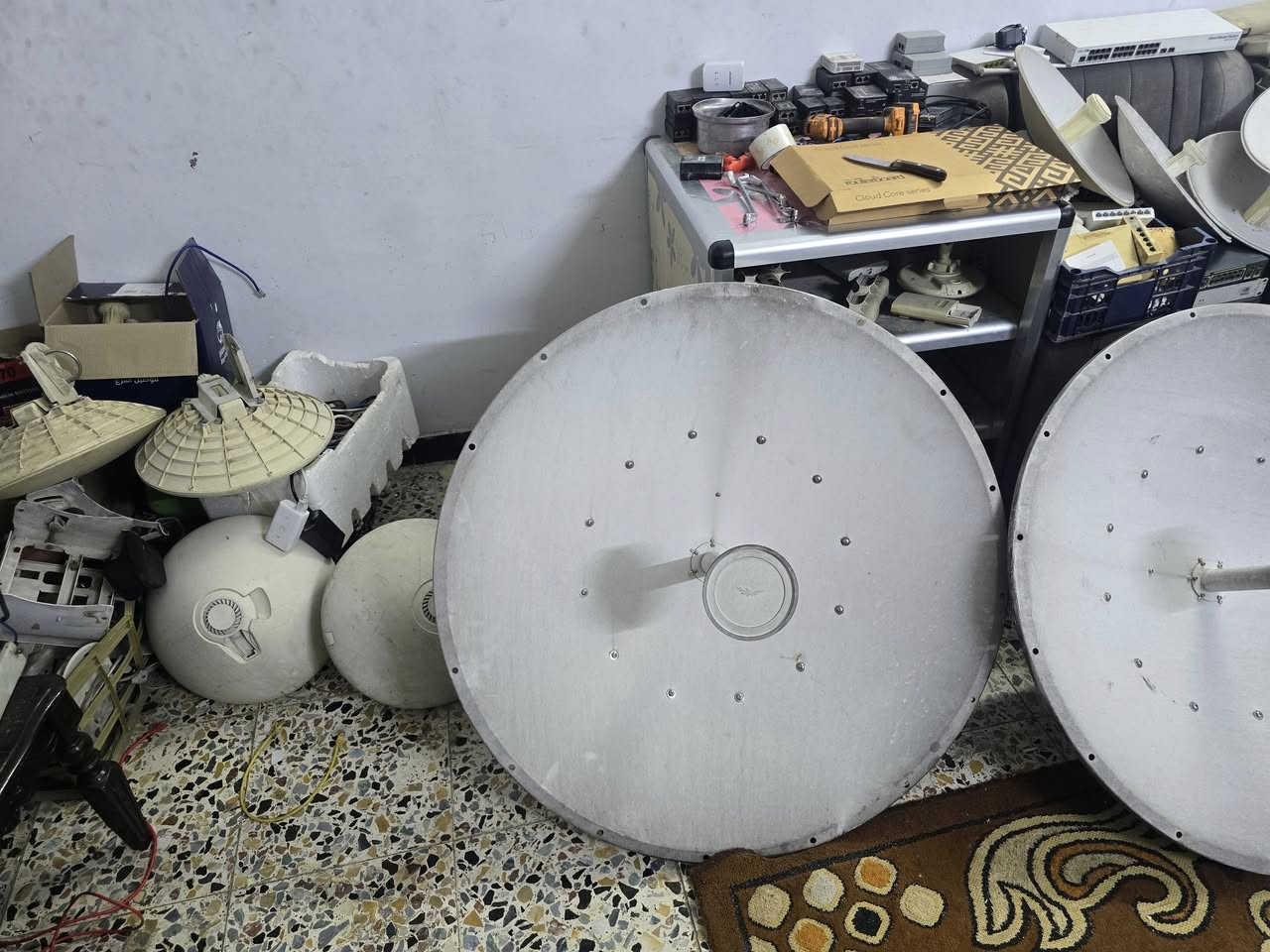 السلام عليكم
مواد انترنت للبيع

دشات 34 ubnt
دشات 32 هايبر
دشات 30 ubnt

ميموسات c5c
912
بوربيم m5 400
بور بردج m5
1009 بلص
سكترات 2.4
سكترات ARC
دش ٣٢ انتي نويز
لنك مايكروتك ac

يوجد توصيل كافة المحافظات 

***********
***********
