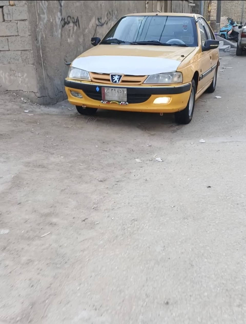 سلام عليكم 
بيجو بارص ٢٠١٥ للبيع جاهزه تخم تاير حداديه شواصي علا وضع الشركه مكينه شرط لاتنقيص ولابخار جديده بعده ستيل كير فرنسي جديد كهربائيات كله شغاله بيه بنيد مبدل وصبغ نص جاملغ خلفي بدون معجون رقمه بغداد سنويه ل ٢٨ تحويل ثاني يوم لايت شمسي نهار جاهزه للخير مال شغل مامتعوبه مكاني شاميه سعر ٣٨ وبيه مجال رقمي ***********
