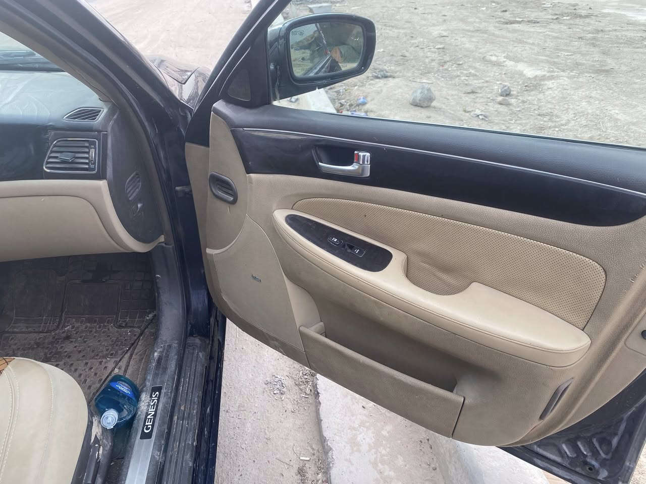 السلام عليكم جينسيس 2009  مكينه جديده صار سبوع شاده بعده بالظمان 8 سلندر. كيرها النمره 4 ماطيح يعني اكو مشكله بالكير  ابيعك كير كايم 
رقم انكليزي سياره كلشي موضح  رقم بغداد كهربايات كله شغاله  مكان السياره بصره زبير  السعر 85 وبيه مجال  ***********
