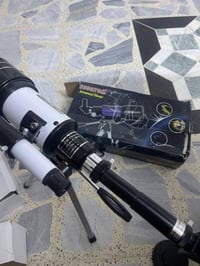 تلسكوب للبيع السعر 40 الف دينار عراقي  رؤية جمـيع الكواكب   150 X  راس...