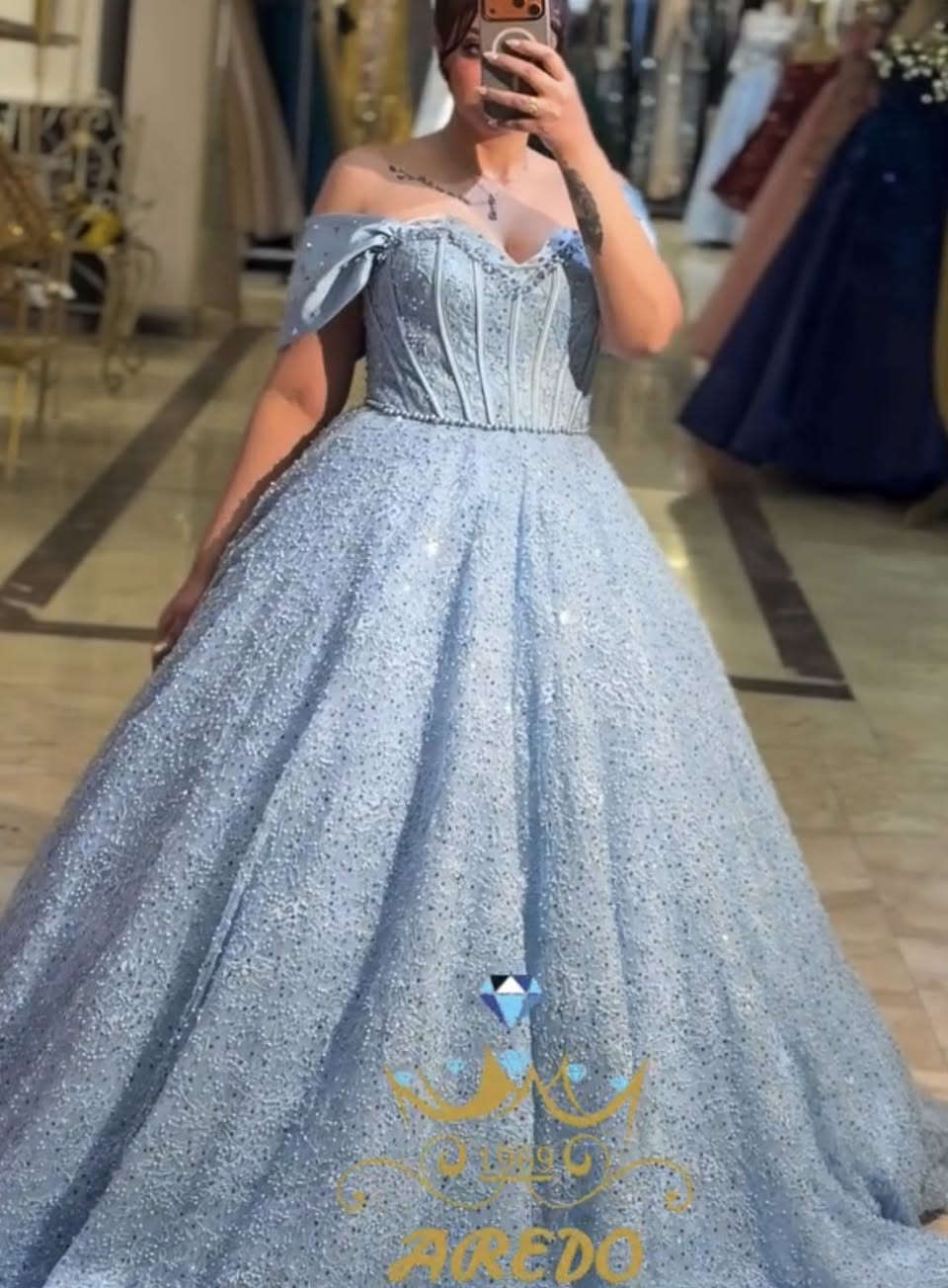 مرحبا
بدلة مهر  او حنه ملبوسه ساعه وحده وياها البرنص مالتها قياسها فري سايز اني ٤٤ لبستها  لان تتكبر وتصغر

مشتريتها جديده من اريدو بمليون اريدها ب ٧٠٠ وبيها مجال


**إذا كنت صاحب هذا الإعلان وتريد حذفه لأي سبب، رجاءا أرسل رسالة إلى الدعم الفني**