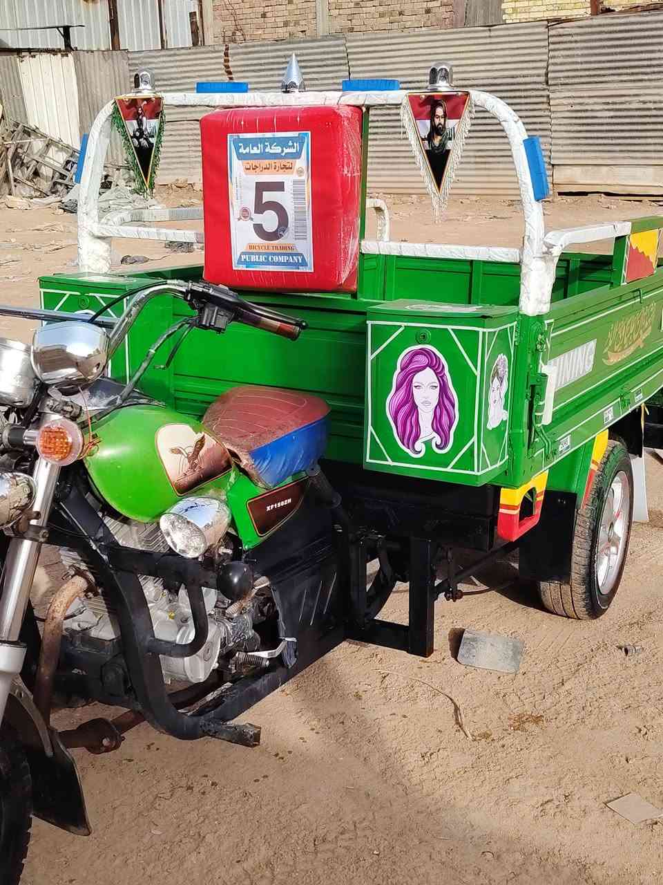 السلام عليكم ستوته صقر مديل ٢٠١٨ مكفوله كفاله عامه شاصي وركبه محرك جديد كير بوكس جديد شاصي مكفول من اللحيم والفطر دراجه حيل نضيفه كله جديد تخم تايرات جوبلس نكره سلف ربع معايزه الله شاهد مكانه ديوانيه وهذا رقمي ***********خاص مامتواجد
