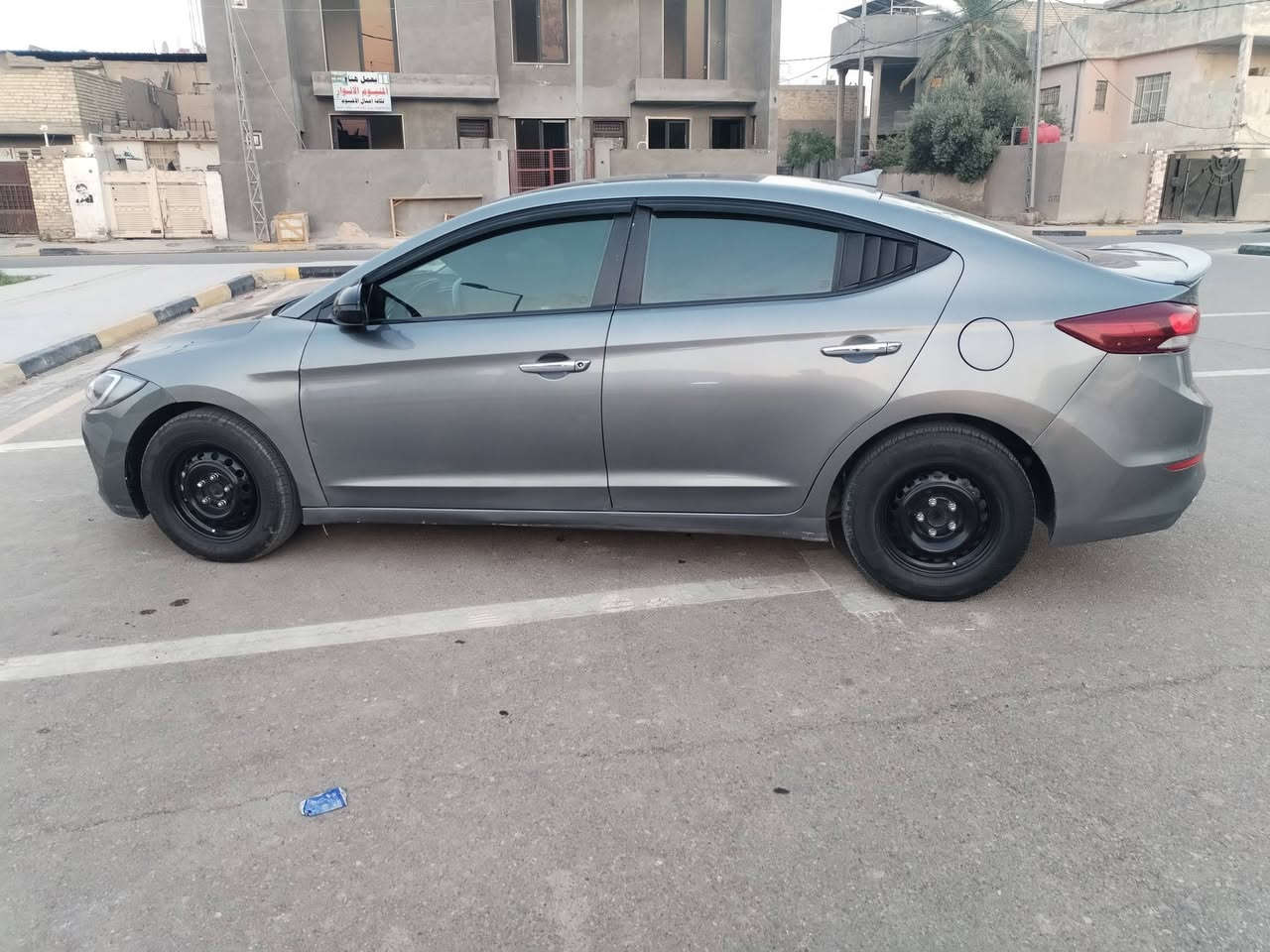 السلام عليكم النتره موديل 2017 رقم شمالي مكينه 2000دوش حداديه امامي خلفي جديد تبريد تدفئه خير من الله  
سياره امريكي ضرر جاملغ خشم بنيد فقط بدون دواخل وصار بيها كلير 4قطع سياره مكفوله من دواخل جاهزه مواصفاته معروفه شاشه كامره تحكم استيرن مكاني واسط عزيزيه  السعر105وبيه مجال تواصل ***********
