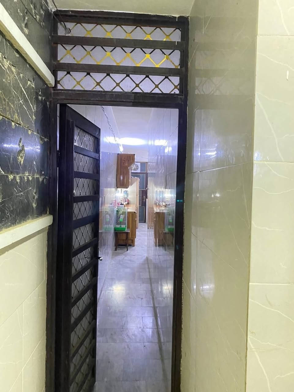 🏠مشتمل 100م حديث للبيع

حديث بناء ٢٠٢٣
مساحه ١٠٠متر 
واجهة  ٥  ونزال ٢٠

يحتوي على ٣ غرف نوم 

يحتوي على طارمه وخدمات خارجيه
 استقبال ممر وحولي مطبخ ومنور وخدمات وغرفه نوم 

طابق الثاني غرفين نوم وخدمات وبيتونة وسطحين

العنوان 📍 : الشعب خلف النادي العربي خلف عياده طب الاسنان مقابل جامع الرحمه 

(السعر مناسب)

للاستفسار 

مكتب ارض الخيرات
***********
