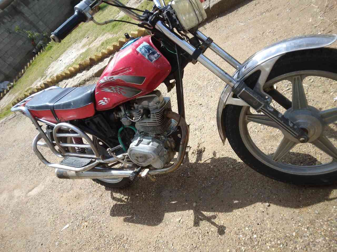 سلام عليكم دراجه فيوم للبيع دراجه شوفت عينك لاتبخير ولاتنقيص مكان واسط نعمانيه للستفسار /***********
