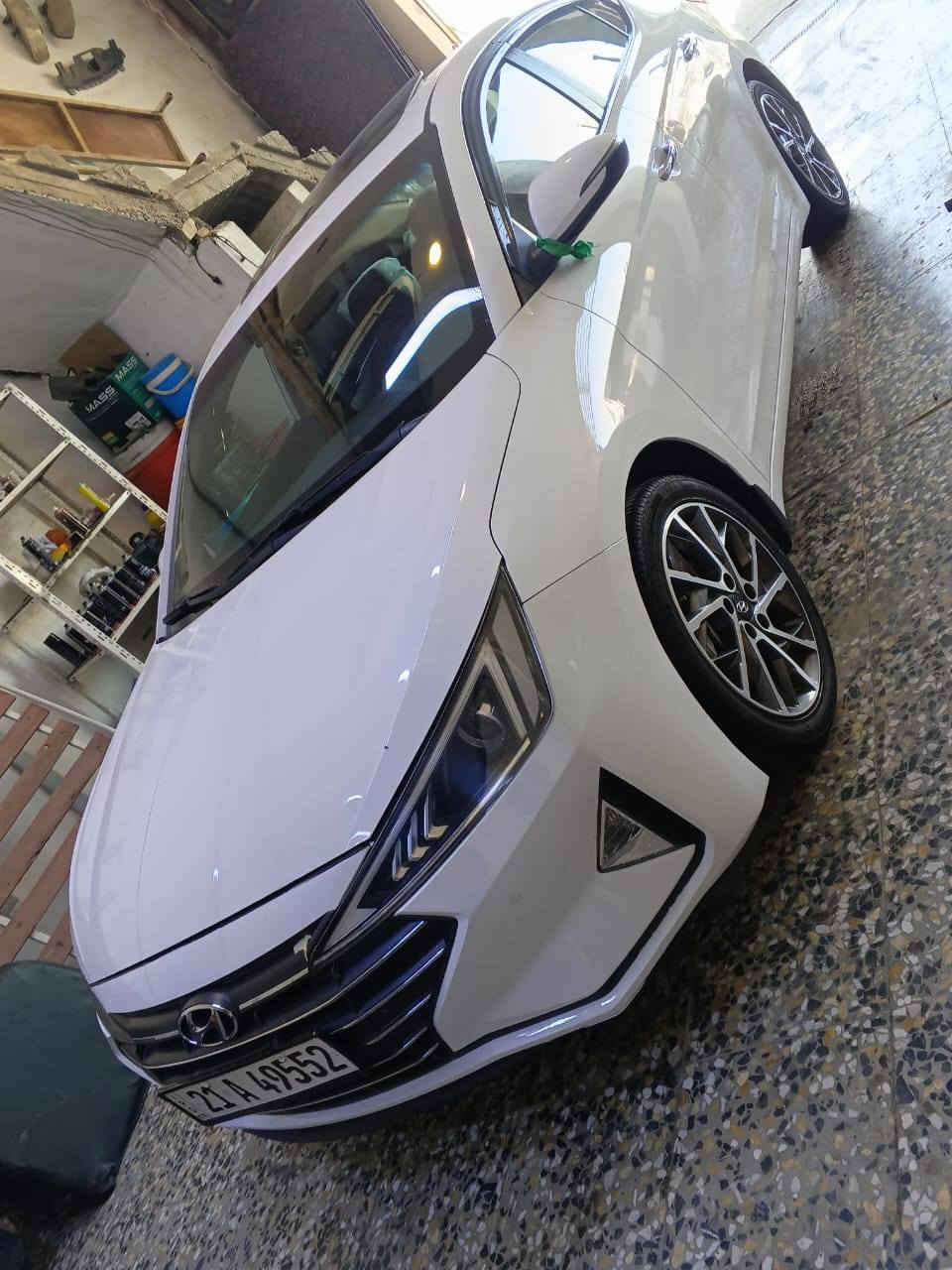 سلام عليكم سياره النتره موديل 2020 خليجي بيه بس بارد بل جاملغ امامي فقط ولباقي كفاله عامه كير ومكينه2000 وتخم تاير وحداديه مكفولات كفاله عامه ماشيه 170 حقيقي سياره فول ماعده لبصمه أسعر 150 وبيه مجال مكاني كربلاء طوريريج الرقم ***********
