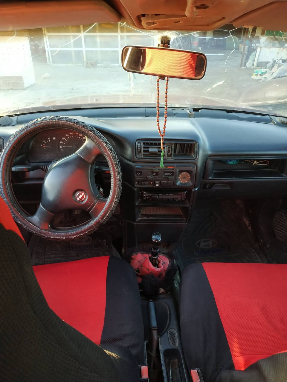 أوبل فكتره رقم ديالى انكليزي
محرك 16يعني1600
سنويا نهاية ال29
بور ستيرن شواصي بلاد الشراي يتصل *********** سعر 30ومجال للشراي
