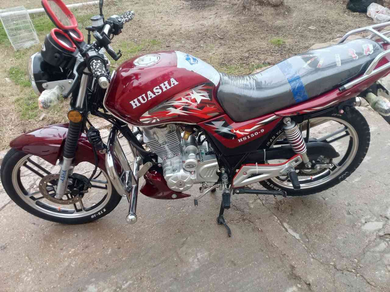 السلام عليكم دراجه هيوشه موديل 23 دراجه خير من الله احله من الصور السعر 875 بيه ورقه  بدون كمرك الاستفسار
***********
