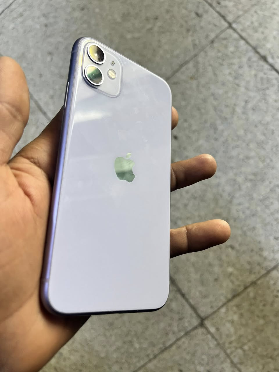سلام عليكم ايفون ١١عادي مكفول مامفتوح مايعبر هوا وتر ذاكره ١٢٨ بطاريه ٧٣ كله شغال نت مخابره صوت شحن كامرات فيس إيدي كله شغال السعر ٢١٠ وبي مجال مكاني بغداد حي اور أو لبنوك ***********
