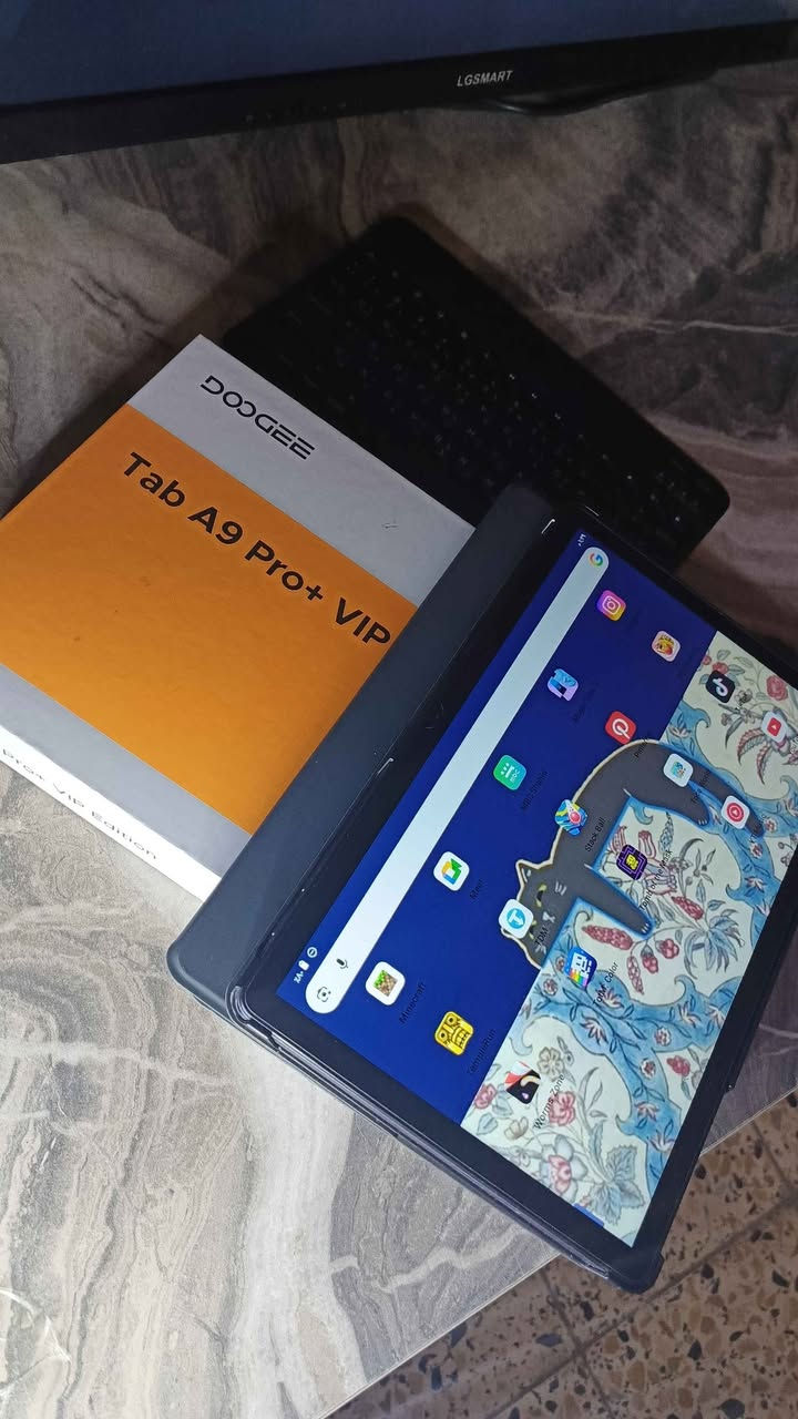 سلام عليكم 
مستعجل ع بيعته 
تابلت دوجي Tab A9 Pro+ VIP Edition
شاشة كبيرة 11 إنج
ذاكرة 128GB
رام 6GB+24
بطارية قوية 8580mAh
يجي وياه كيبورد + ماوس + قلم (نسخة VIP) ويا كفر ولزكه
سعر ١٤٠ بغداد حي اور بغداد, العراق


**إذا كنت صاحب هذا الإعلان وتريد حذفه لأي سبب، رجاءا أرسل رسالة إلى الدعم الفني**