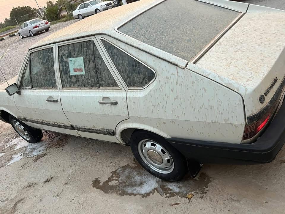 البيع موديل 1987 سعر15$قفل  رقم الموبايل صاحب سيارة عنوان كركرك  ***********
