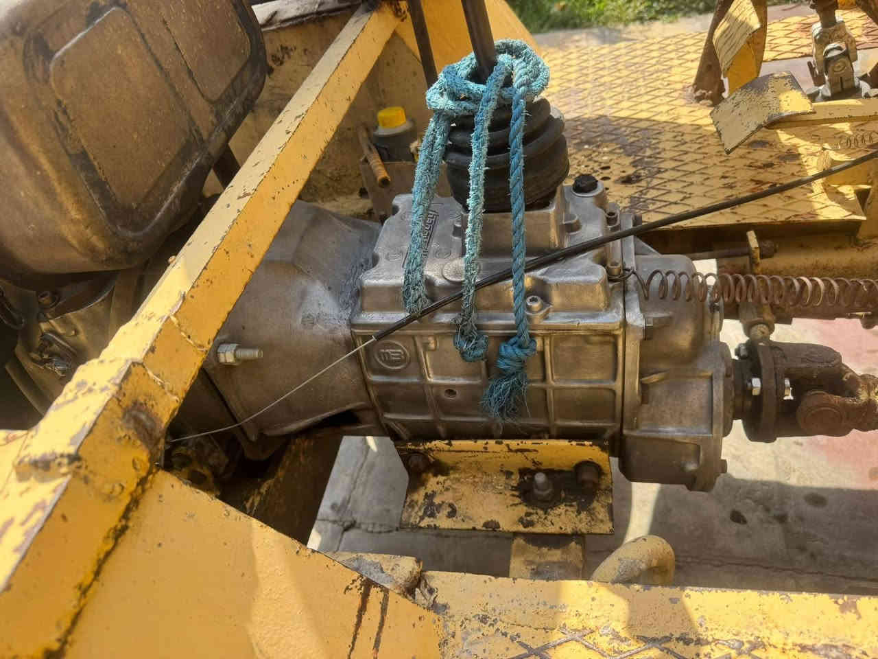 سلام عليكم دنبر تركي للبيع كولش نضيف مكاني بابل حله سياحي السعر مليون ونص وبي مجال حك جيه الاستفسار تصال على ***********
