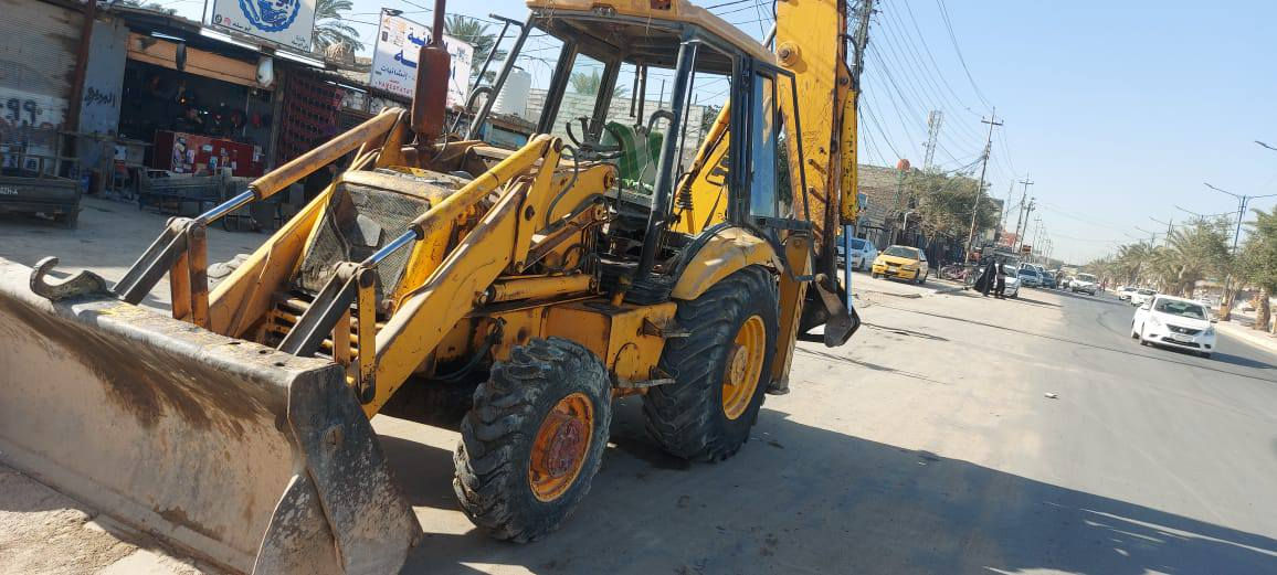 السلام عليكم
حفاره جي سي بي للبيع موديل 97 
رقم بصره ألماني سنويه ساقطه 
كماشه 
سلايت 
السعر 80ورقه بيهه مجال حك الجيه 
مكاني كوفه ***********
