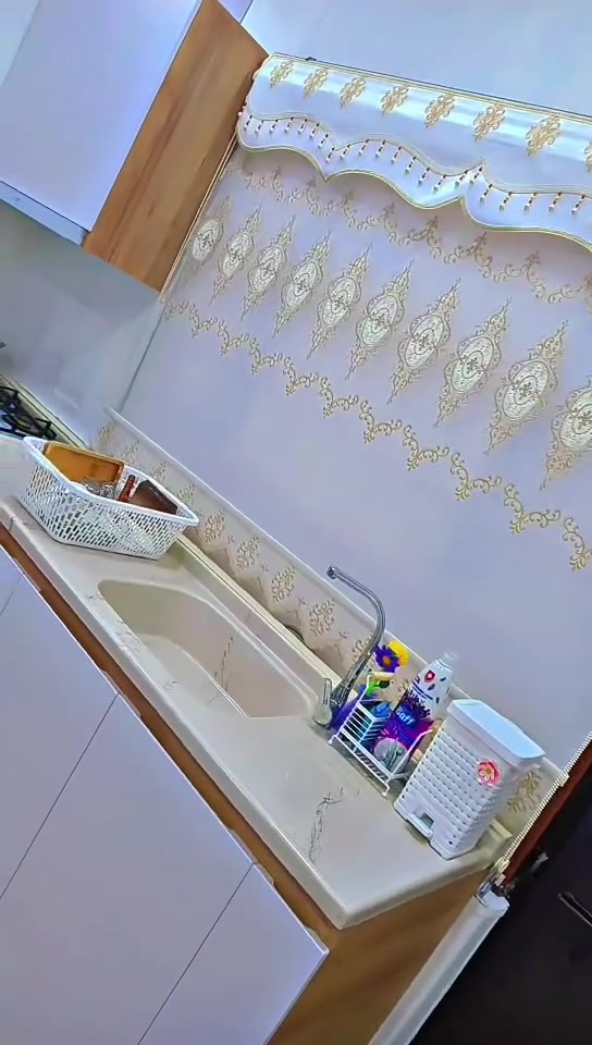 كه ونته ر ساف دار لؤك لؤك دوو مانگه به كردنم داوه به ته باخ و مرشاوه بؤ فرؤشتن له هه ولير به 13 وه ره قه ي تيچووه هه مووي قفلي 6 وه ره قه موشته ري وه ره تايبه ت


**إذا كنت صاحب هذا الإعلان وتريد حذفه لأي سبب، رجاءا أرسل رسالة إلى الدعم الفني**