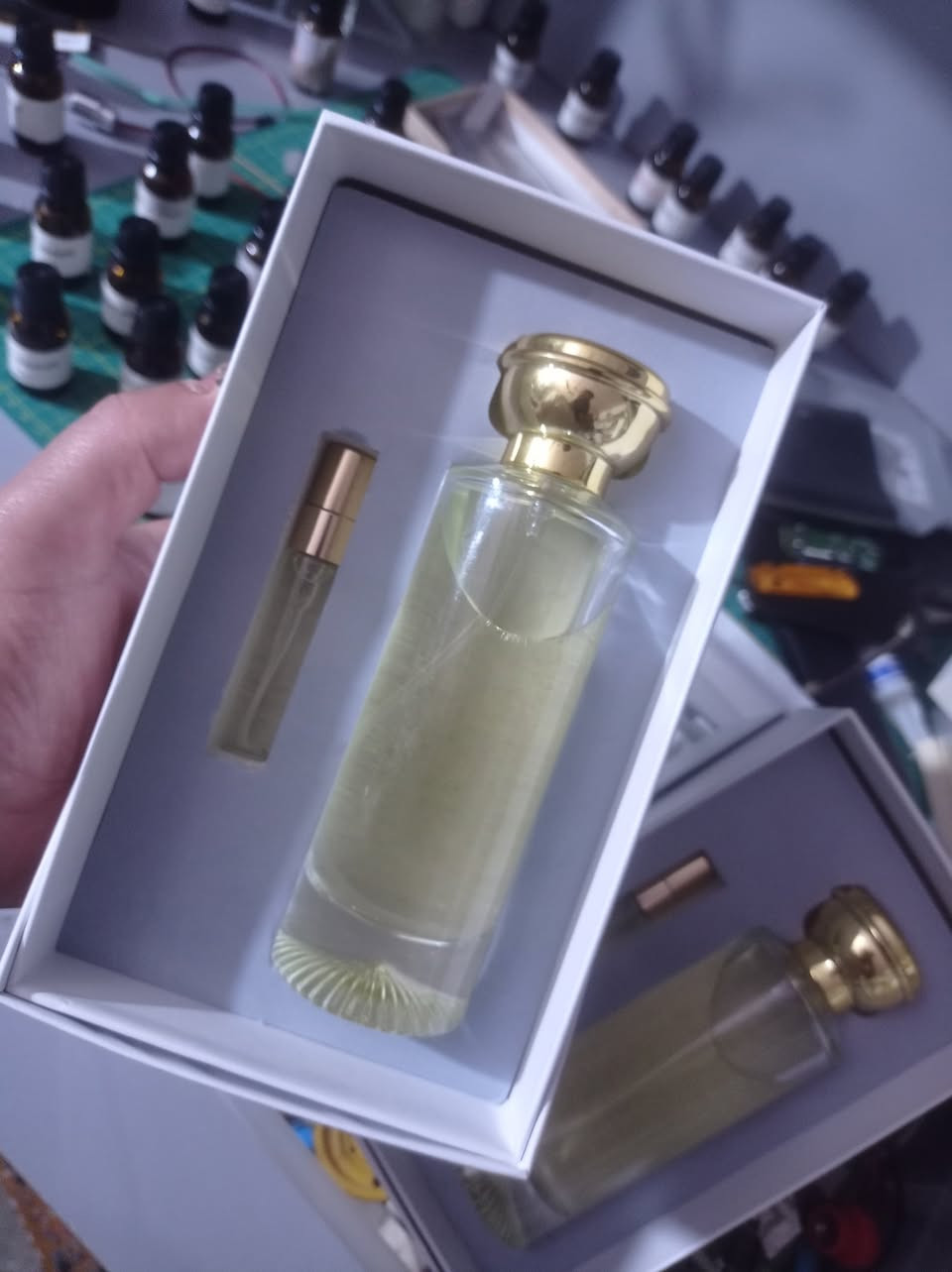 اطيب عطر حمضي منعش فورموني يلفت الانتباه رائحة فريدة بحجم 100 مل

مع تستر 5 مل فوحان قوي وثبات يدوم في الاجواء الحارة خاصة سعره 55 الف

مع التوصيل


**إذا كنت صاحب هذا الإعلان وتريد حذفه لأي سبب، رجاءا أرسل رسالة إلى الدعم الفني**