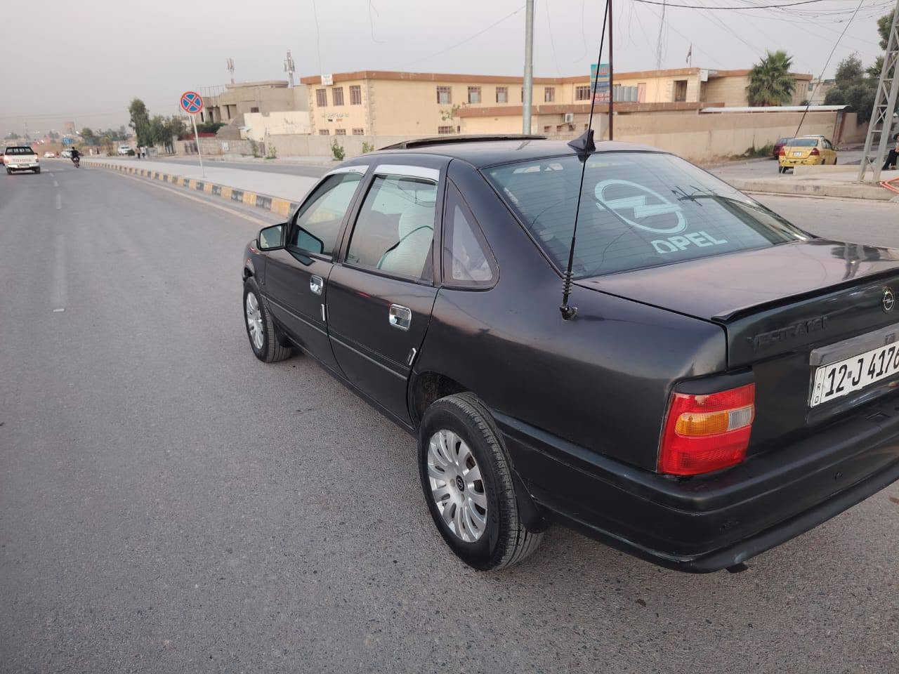 فكتره حجم 16 موديل 1991
رقم نينوى جديد
سنويه 2030
شرط الوكاله والتحويل (من الشرعي) 
كابون ماستر 
جامات كهرب 
قفل مركزي 
بريك اربعه دسك
صبغ جماليه فقط بدون ضرر شرط
محرك وكير شرط
#السعر_40_وبيها_مجال
***********
***********
