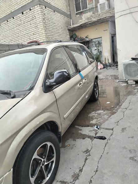 دوج كلايسر كرفان بتره موديل ٢٠٠٧ 
بيع او مراوس حسب القناعه  رقم بغداد جديد وبسمي السعر ٧٠وبيه مجال ***********
