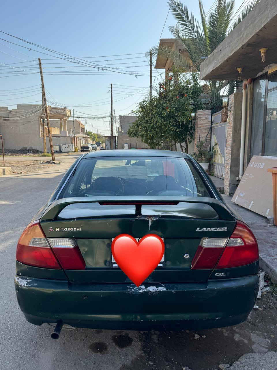 عليكم 
ميتسوبيشي لانسر موديل 99 بغداد محرك وكير مكفول الكشر بلاد بس بي جراد اوتوماتيك فتحه سقف تايرات جدد باتري جديد جاهزة
***********
