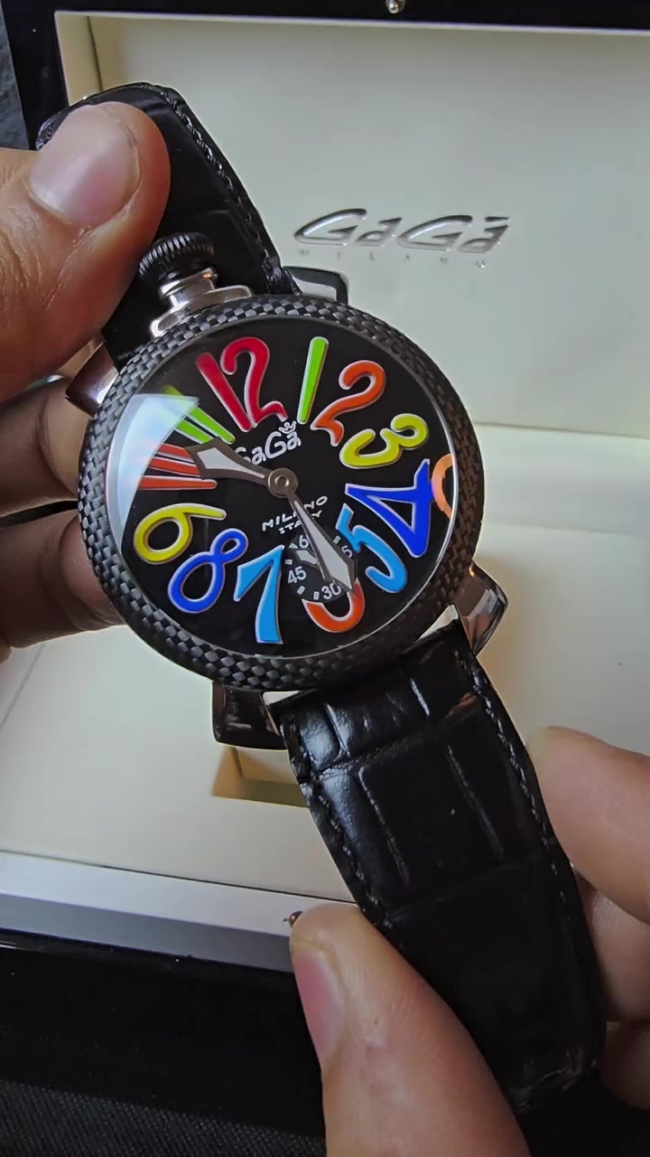 #كاكا 
#ساعات


**إذا كنت صاحب هذا الإعلان وتريد حذفه لأي سبب، رجاءا أرسل رسالة إلى الدعم الفني**