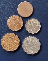 ٥ قطع • بيع مباشر • نظافة عالية