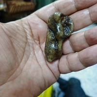 / احجار ملاكط  نباعي ذمه يوجد توصيل لجميع المحافظات   07718533098