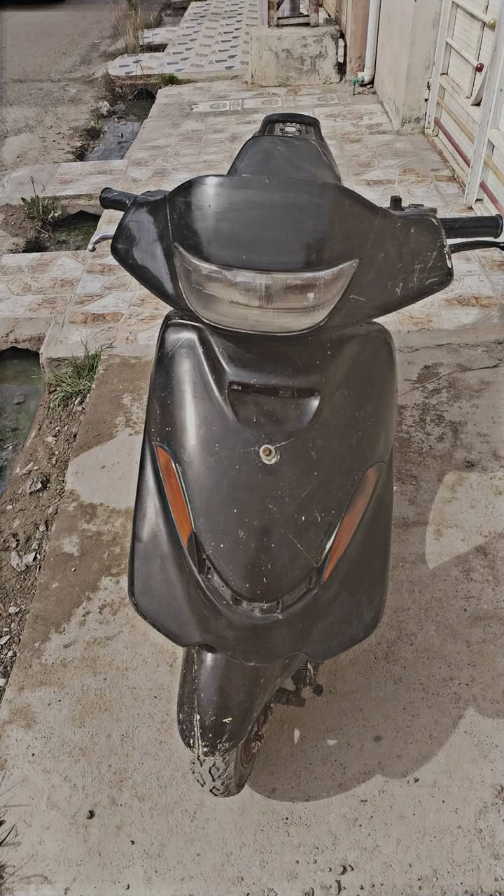 السلام عليكم دراجه فراشه كامله للبيع السعر 250 للاتصال ***********
