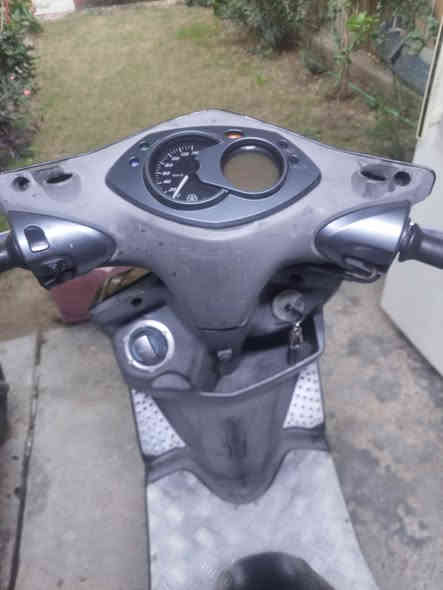 سكنس فحل ياباني ستان كهربائي قبق نفخ دراجه نظيفة جدا مال رمبة مكفولة ماشية ٣٢ الف سعر ٩ اوراق و بيها مجال بسيط المكان حي اور ***********
