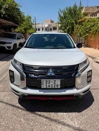 اوتلاندر سبورت • ٢.٤ • دفع رباعي