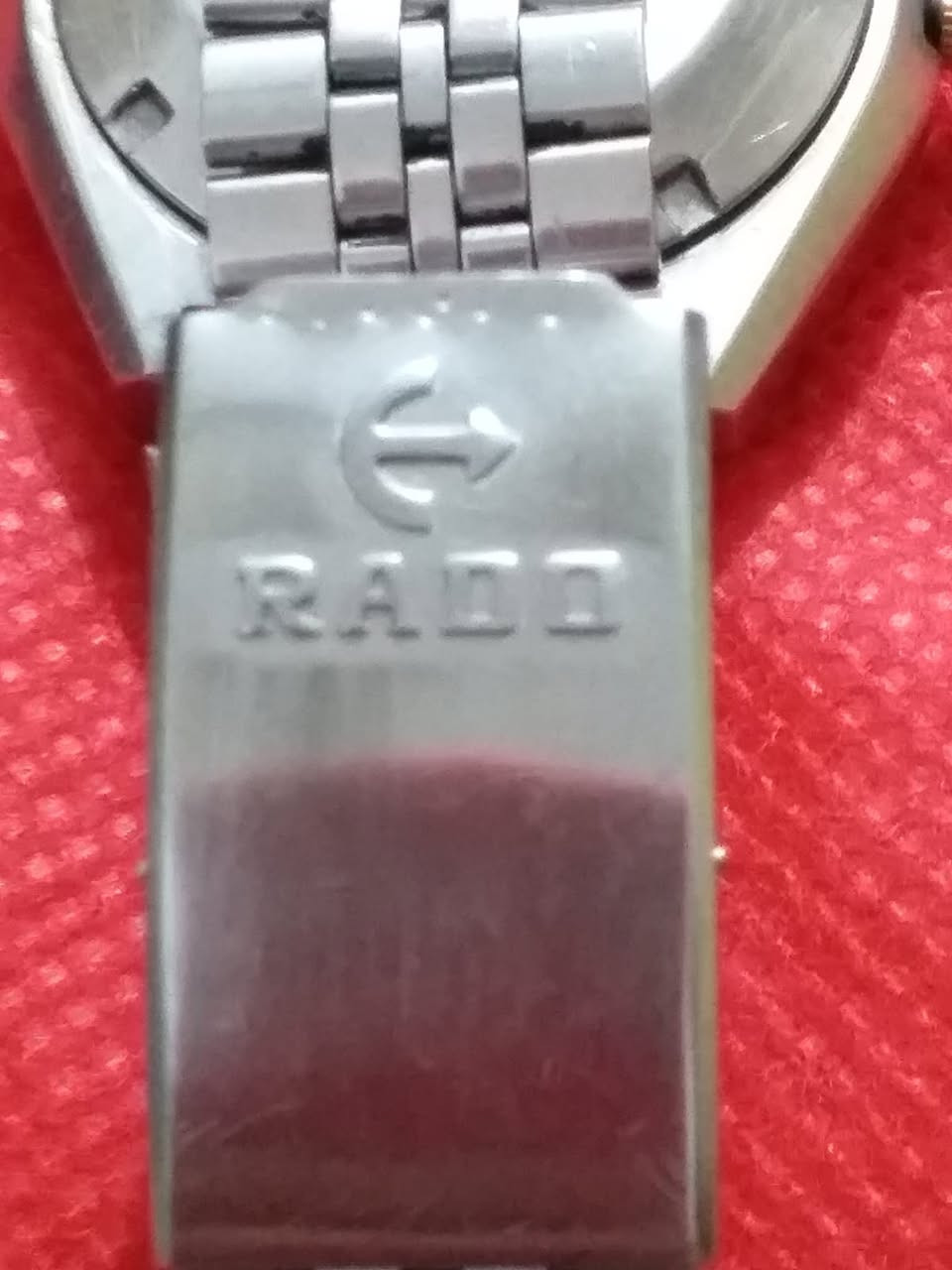 🌺🌺🌺🌺
🌷 اخوان #السعرراسلني خاص رجاااااءا
السلام عليكم ورحمة الله وبركاته..
 💐RADO VOYGER💐
👇👇👇
🌷ساعة رادو فيوجر فنتج اوتوماتيك وتكويك ..
🌷سويسري اصلي بكل تفاصيلها ...
🌷المكينة صفرة 21 حجر اصلي ومعلم ..
🌷المكينة  البك الجام  مضلع اصلي الدگمة  اصلي كله  معلم ..
🌷 القبغ مختوم ومعلم من الداخل والخارج..
🌷القطر  37 صافي × 40   موضح بالصورة .. 
🌷نافذة تاريخ اسبوعي وشهري ..
🌷االساعة  قديمة وشغالة ..
🌷♦️♦️#السعرراسلني خاص رجاااااءا  ...
🌷والتوفيق للجميع🌷


**إذا كنت صاحب هذا الإعلان وتريد حذفه لأي سبب، رجاءا أرسل رسالة إلى الدعم الفني**