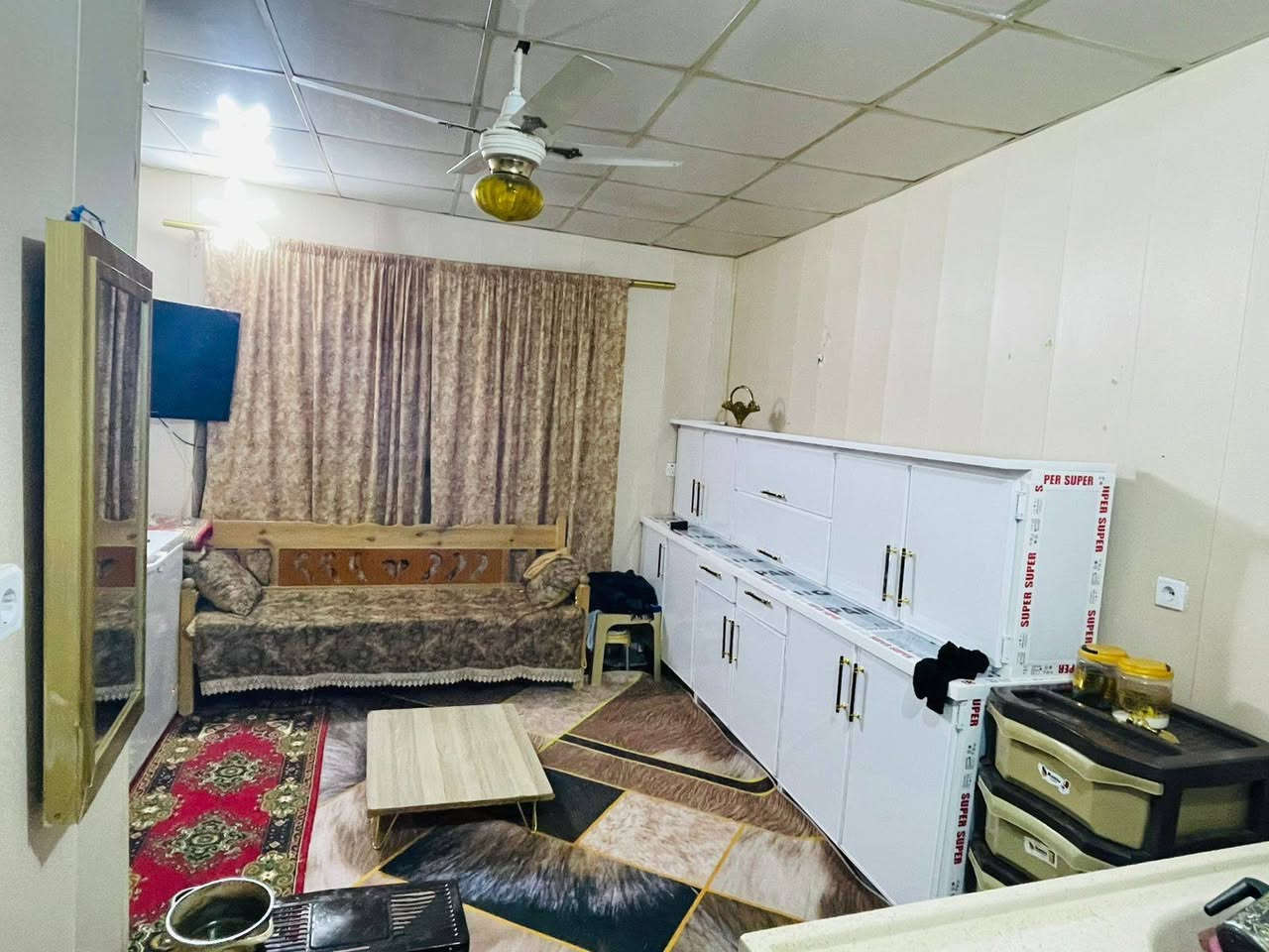 مكلف فقط لنشر //دار للبيع طابقين في منطقه مصلى بيت ركن قرب كراج ده ده حمدي هذا رقم صاحب الدار***********
