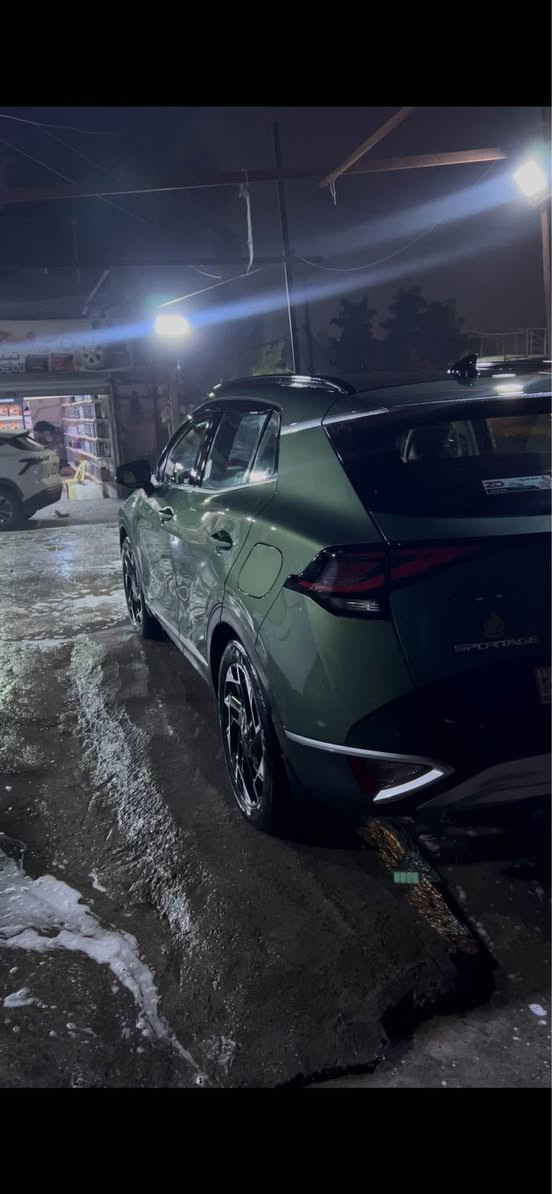 سبورتج خليجي 2024
ماشية 26  ألف   لون زيتوني داخل بيجي 
جلد  مكفولة رقم أربيل بأسمي 
تحويل مباشر مواصفات فول 1/1 
مواصفات . 
بانوراما 
تبريد / تدفئة كشنات 
شاحن لاسلكي 
بصمة 
صندوق كهرباء 
داخل اسود 
أنظمة قيادة عدد 4 
شاشات دجتل 
منافذ شحن Type-C 
تدفئة ستيرن  
مثبت سرعة . تحديد مسار . مانع انحدار 
ويل كب حجم 19 عدد 5 
حساسات امامية وخلفية 
رادار جانبي وخلفي 
كامرة خلفية دوارة مع زر كامرة تشتغل مع المشي 
وباقي المواصفات معروفة 
محرك سيارة 2000 دوش 
السعر 243 وبيه مجال بسيط 
مكاني بغداد حي الشباب الاعلام
***********
*********** بغداد, العراق
