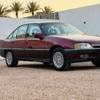اوبل اوميكا موديل 92 مصبوغه عام للجماليه  رقم بغداد بسمي  محركه 2000مك...