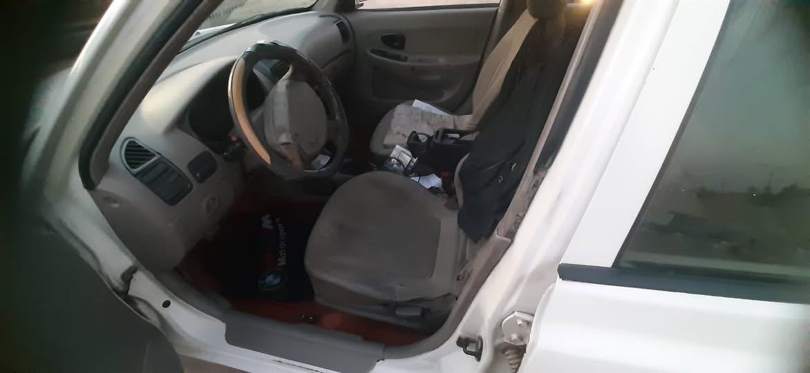 فيرنه 2014. بيها جاملغ امامي معمر  مصبوغه جماليه والباقي مكفول ومكينه تنقص رقم واسط   
***********
 $ السعر 58 وبيها مجال مستعجل ع بيع
