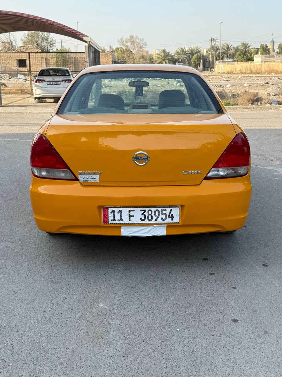 السلام عليكم 
سني ياباني 2011 كير عادي محرك 1800 قبغ اسود كير ومحرك مكفولات صدر نضيف تخم تاير جديد كهربائيات جاهزه تدفئه+ تبريد سياره بدون نقص بيه صبغ ثلاث قطع بيبان و جاملغ بدون دواخل السياره معروضه ب ( 85$ ) وبيه مجال بسيط مكاني بغداد الكرخ للاستفسار *********** بغداد, العراق
