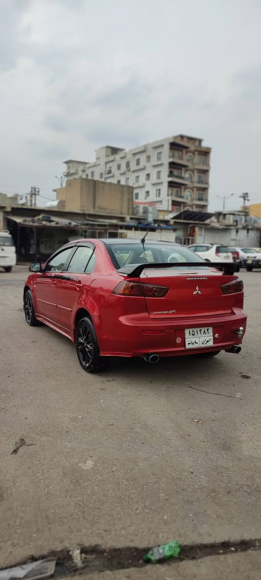 لانسەر مۆدێل 2009 خلیجی مەکینە گەورە دەبڵ گێر ناو زەرد چوار تایەو ویلی تازە گێرو مەکینە و تەبرید هەموی بەشەرت حیزام بۆیاغە لەسەر ساغی دەعامی بۆ دەعامی بەشەرت.***********. *********** السليمانية, العراق
