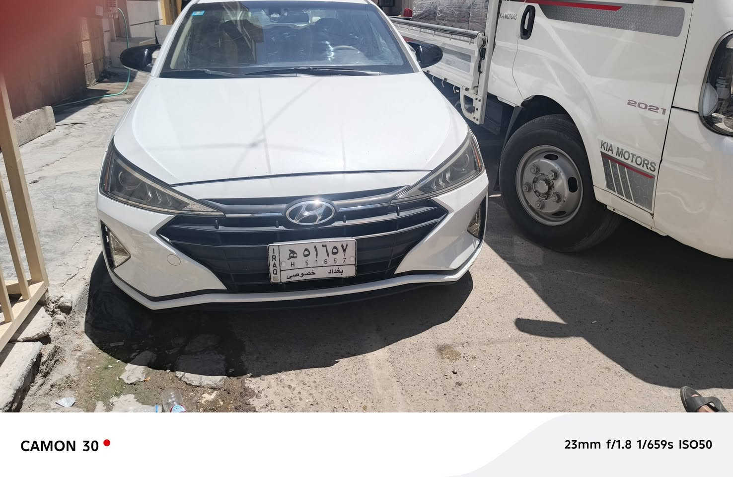 السلام عليكم النترا وارد أمريكي 2019 محرك 2000 دوش كير مكينه ضمان حادثها من أمريكا فقط قبغ جنطه السعر خاص 
مكاني بغداد رحمانيه الجعيفر قرب تانكي الماء
***********
***********

