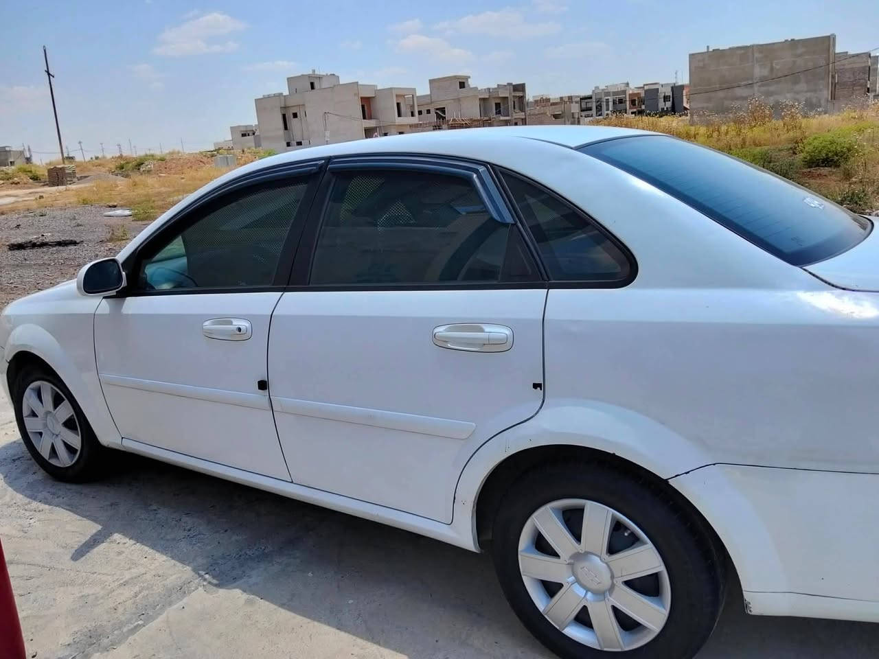 السلام عليكم 
بيع مستعجل وبسعر مناسب جدا 
اوبترا 2009، سنويه وهزه ورقم جديد 
تبريد ثلج،  
محرك وكير شرط 
طخم خلفي امامي جديد 
سعر 76$ 
***********
