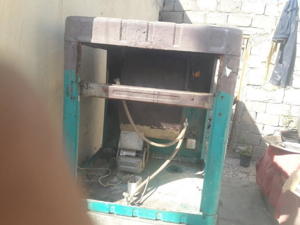 مبردة هية والماطور للبيع قفلة ٥٠ الف


**إذا كنت صاحب هذا الإعلان وتريد حذفه لأي سبب، رجاءا أرسل رسالة إلى الدعم الفني**