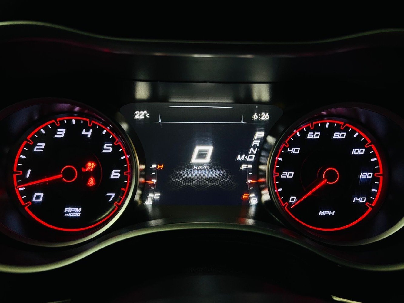 Dodge charger موديل ٢٠١٨ 
رقم بغداد باسمي حادثها ثلاث قطع اماميه 
مكينه ٣٦٠٠ 
مكينه كير مكفولات 
ماشيه ١٦١ ميل  استخدام شخصي
مواصفات sxt المعروفه 
مكان السيارة نجف 