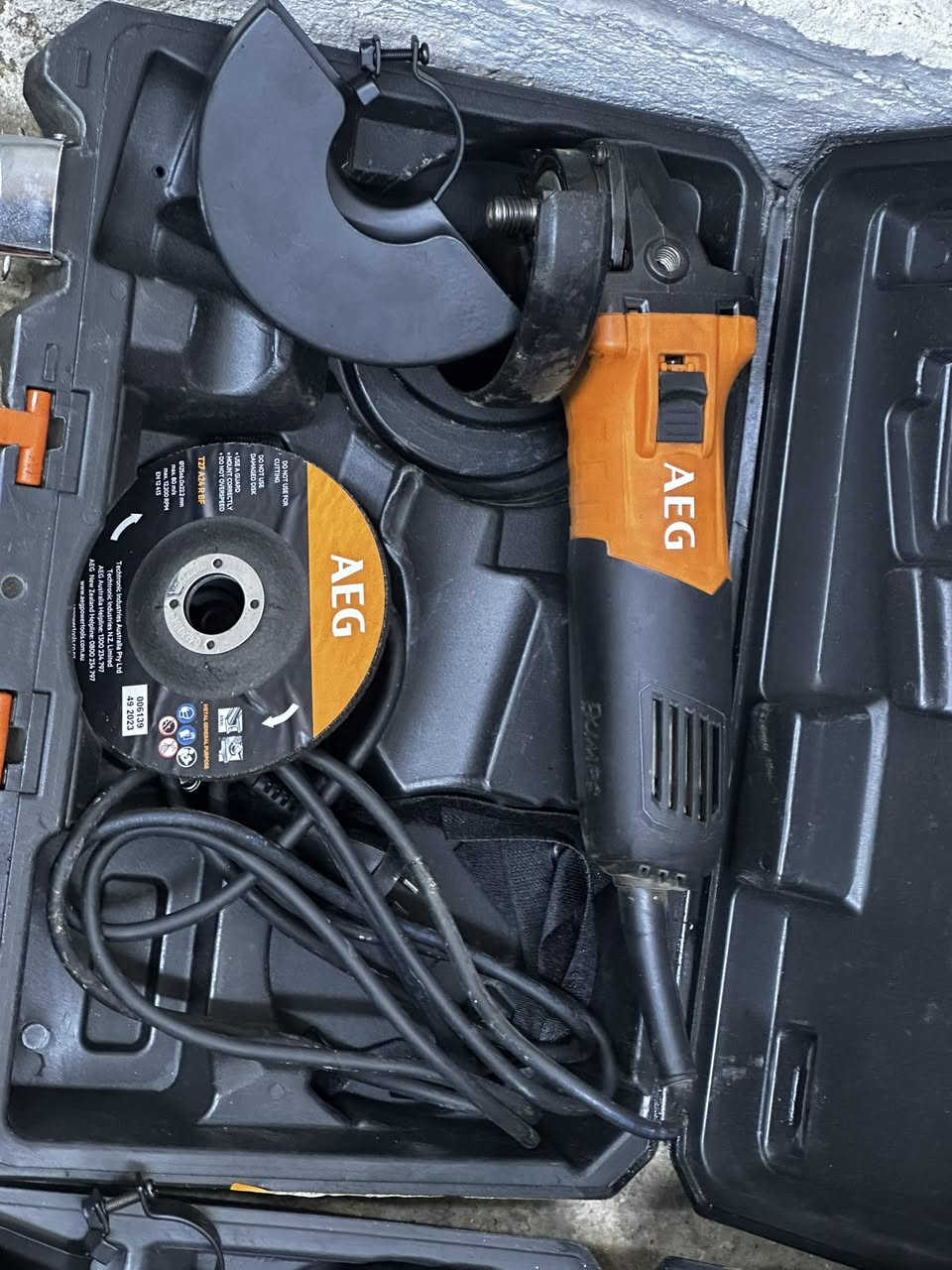 سلام و علیکم متوفر 3 کوسرە ای ئی جی 125 ملم 
⭕️ابیع فحم ⭕️
قطعە علی 25 و الی یاخذ کلهم التوصیل یصیر مجانی


**إذا كنت صاحب هذا الإعلان وتريد حذفه لأي سبب، رجاءا أرسل رسالة إلى الدعم الفني**