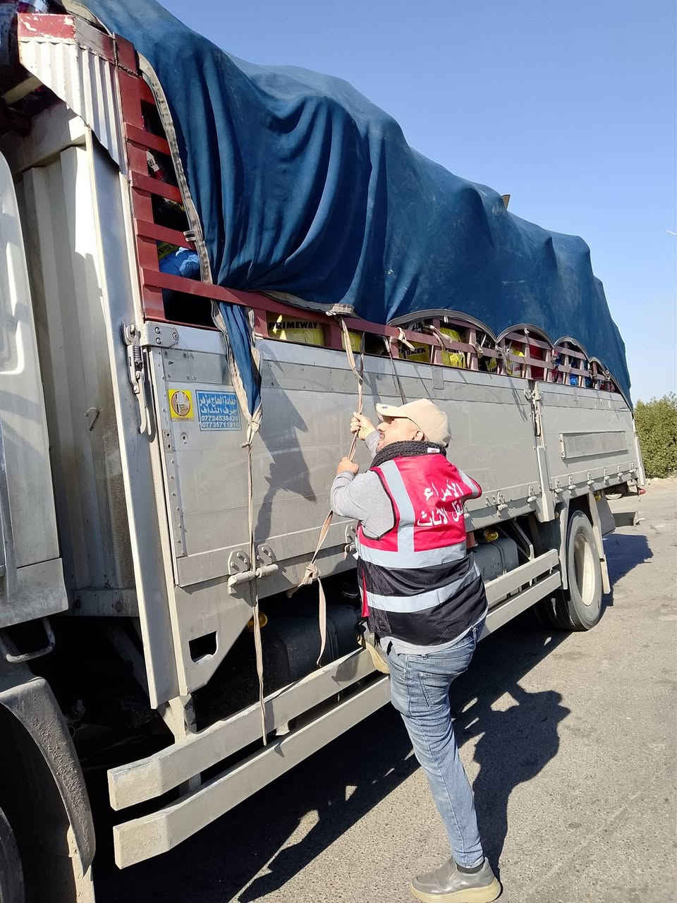 ويه الأمراء كادر مميز بنقل الأغراض داخل وخارج بغداد والى المحافظات كادر متخصص بفتح وشد غرف النوم وتنصيب السبالت والكاونترات والمطابخ التركيه وتغليف الأغراض بكل دقه وأمان بأسرع وقت ممكن وبأسعار جدا مناسبه..اتصال واتساب ***********
